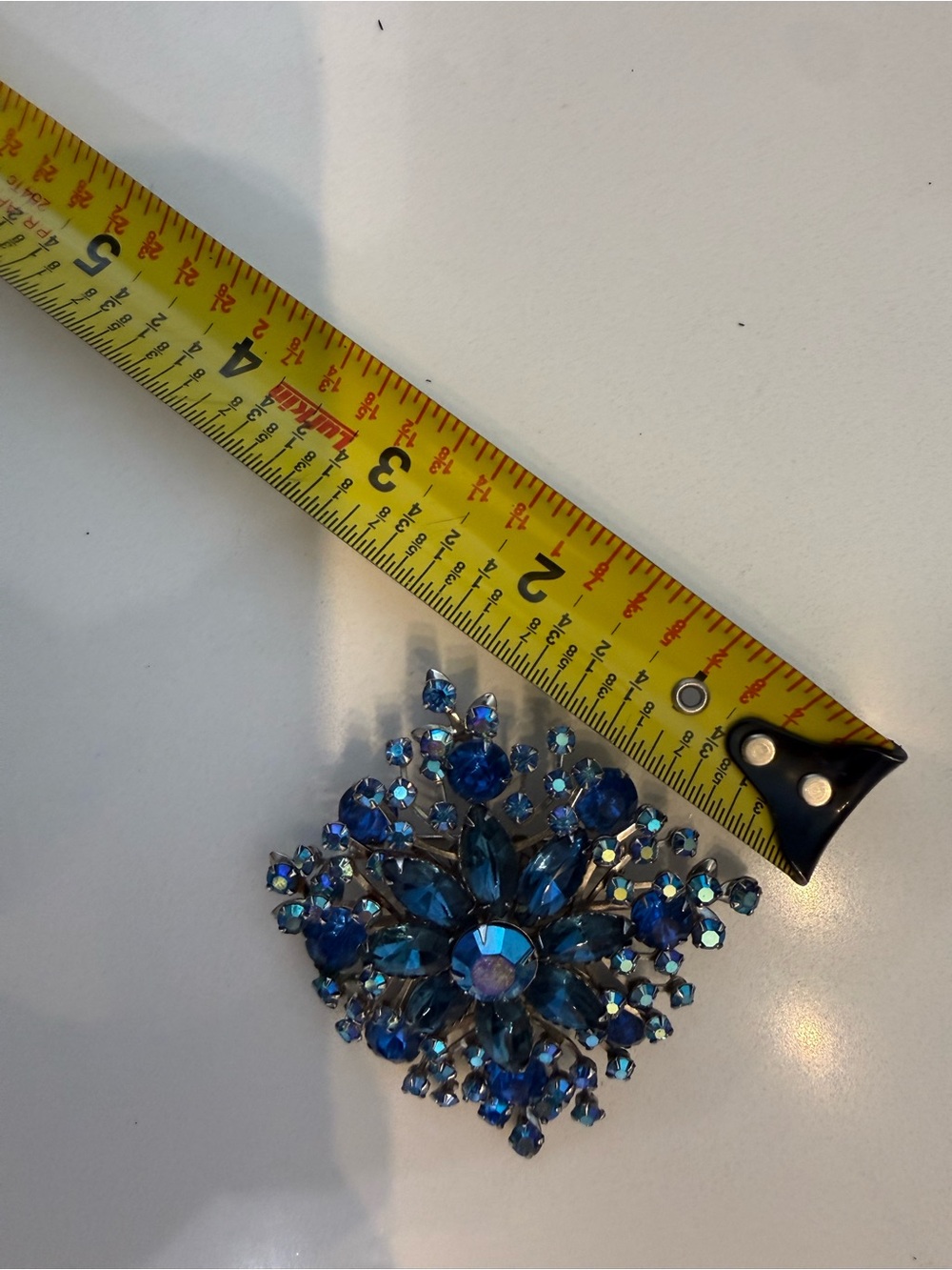 Blue Crystal Floral Brooch - Women's Accessory